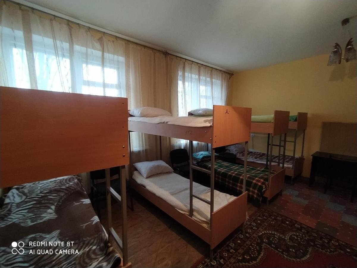 От Заката До Рассвета Hostel Πολτάβα Εξωτερικό φωτογραφία